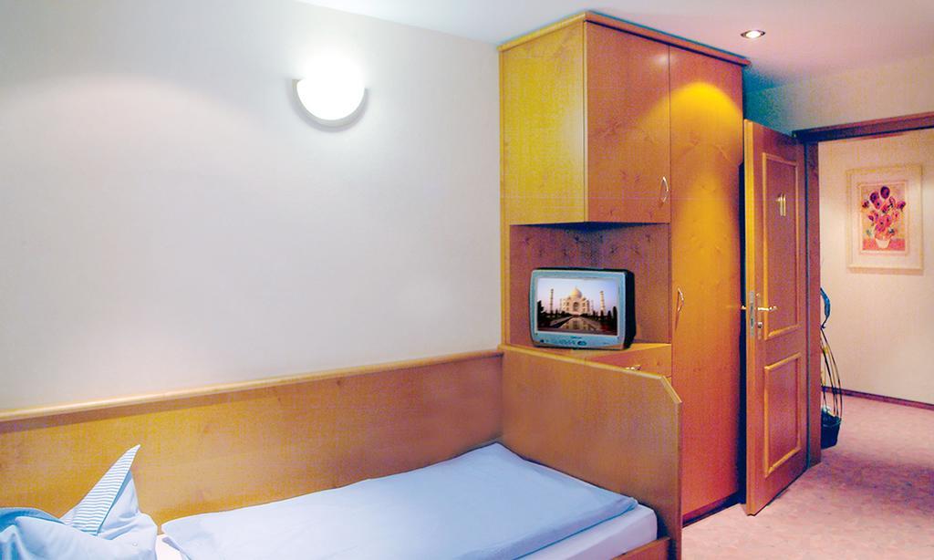 Hotel-Pension Bergkranz Braunlage Zimmer foto